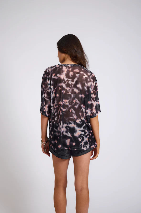 ONE TEASPOON Mesh Printed Kobe Tee | Smoke