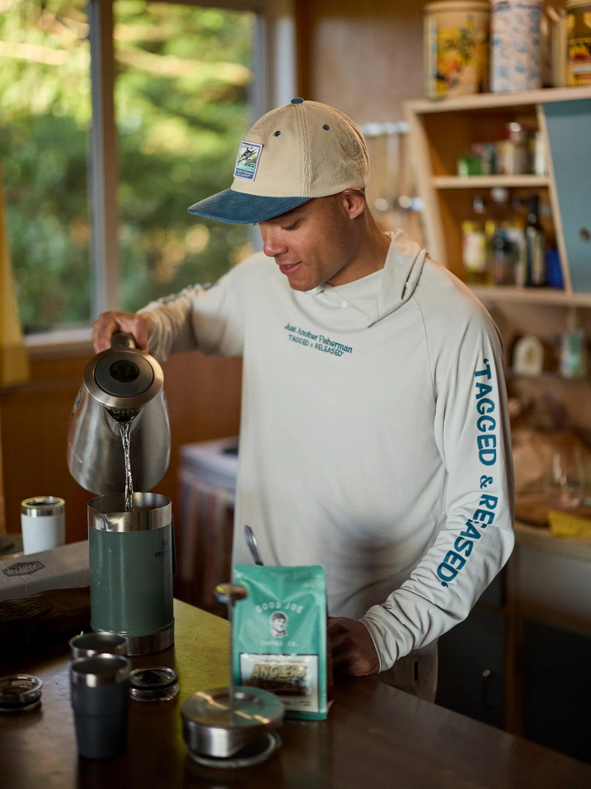 J.A.F Tagged and Released Cap | Off White/Navy