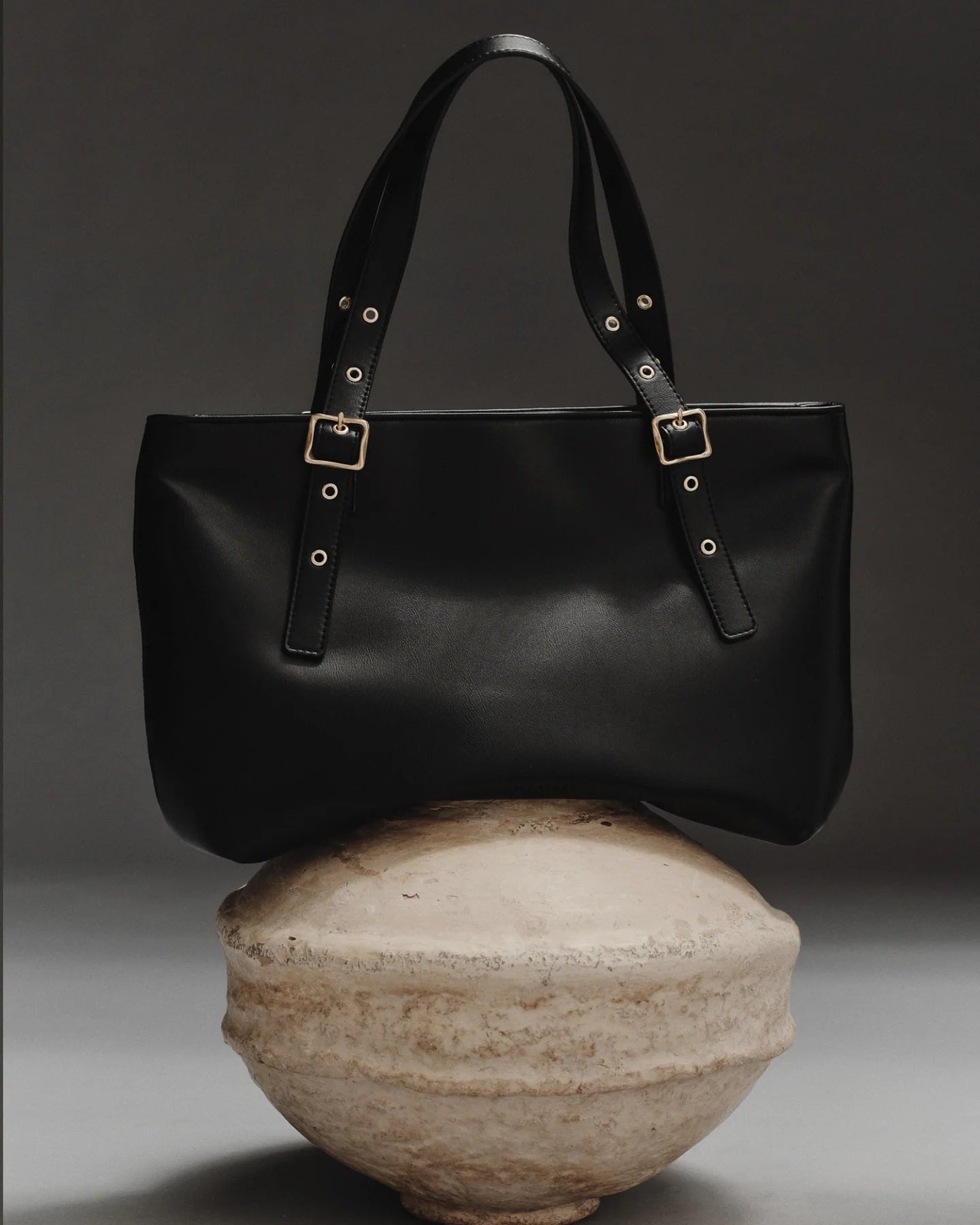 BRIE LEON Everyday East-West Tote | Black