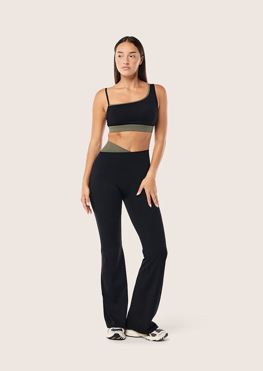 P.E NATION Wander Flare Legging | Black & Dusty Olive