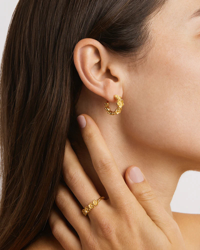 BY CHARLOTTE Bloom With Grace Hoops | Gold
