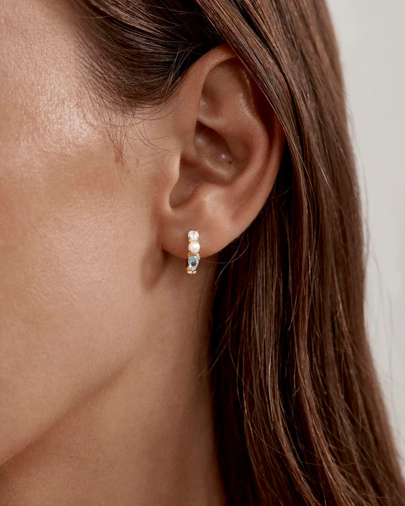 BY CHARLOTTE Breathe In Stillness Hoops | 18K Gold Vermeil