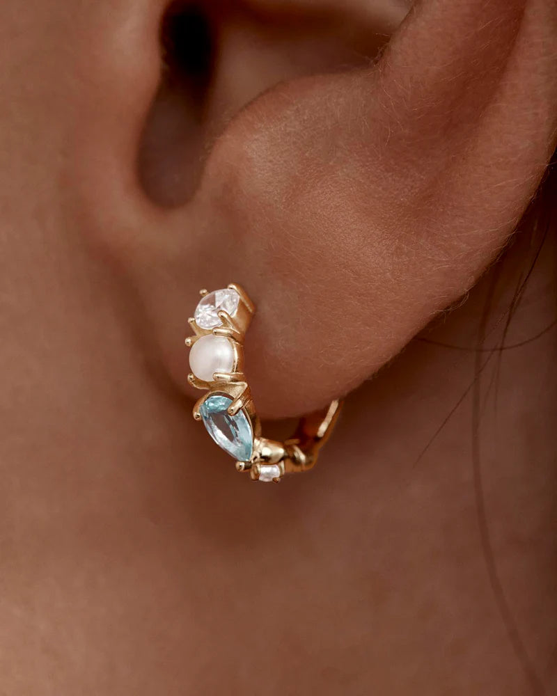 BY CHARLOTTE Breathe In Stillness Hoops | 18K Gold Vermeil