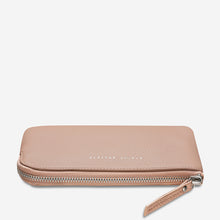 Load image into Gallery viewer, SMOKE AND MIRRORS Leather Wallet - Dusty Pink
