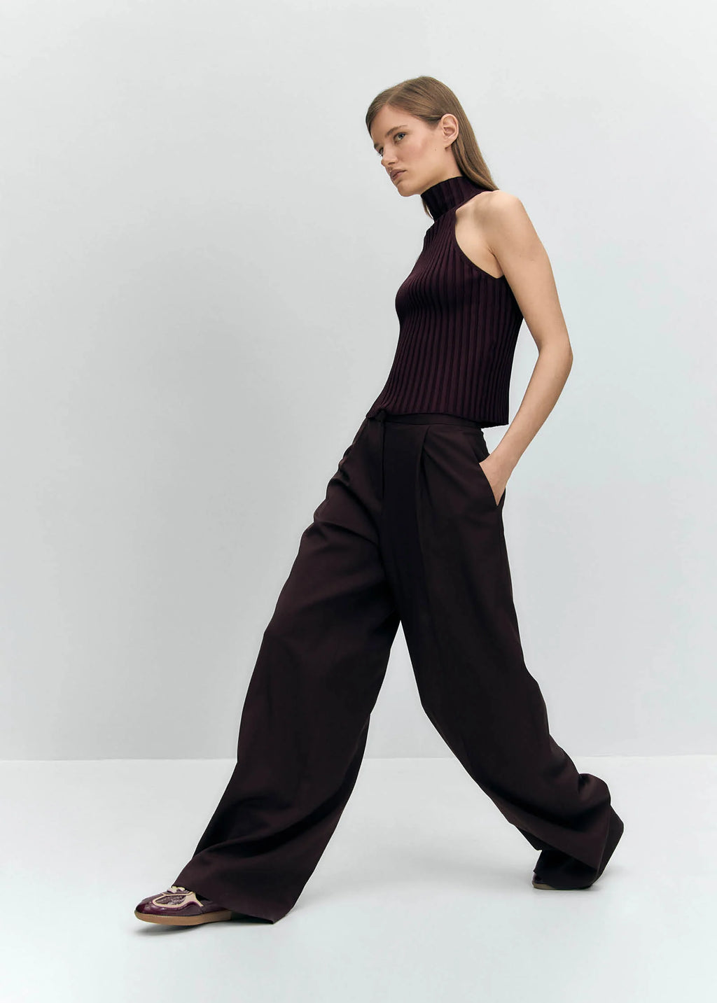 ALOHAS TB.490 Club Sneakers | Patent deep burgundy