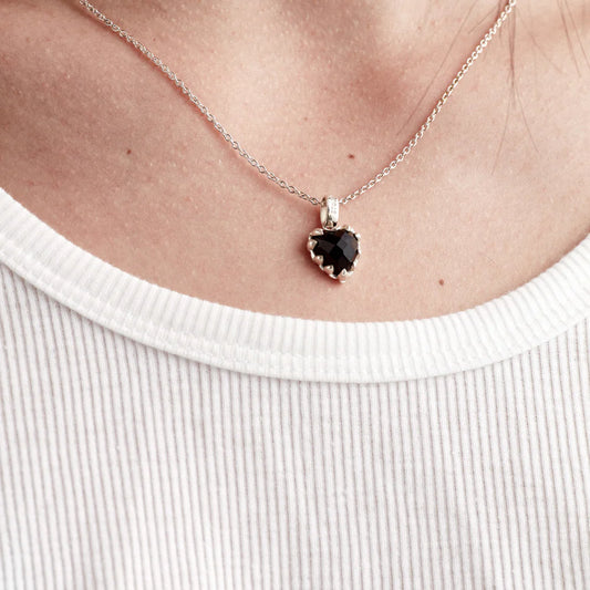 STOLEN GIRLFRIENDS CLUB Love Claw Necklace | Onyx Sterling Silver