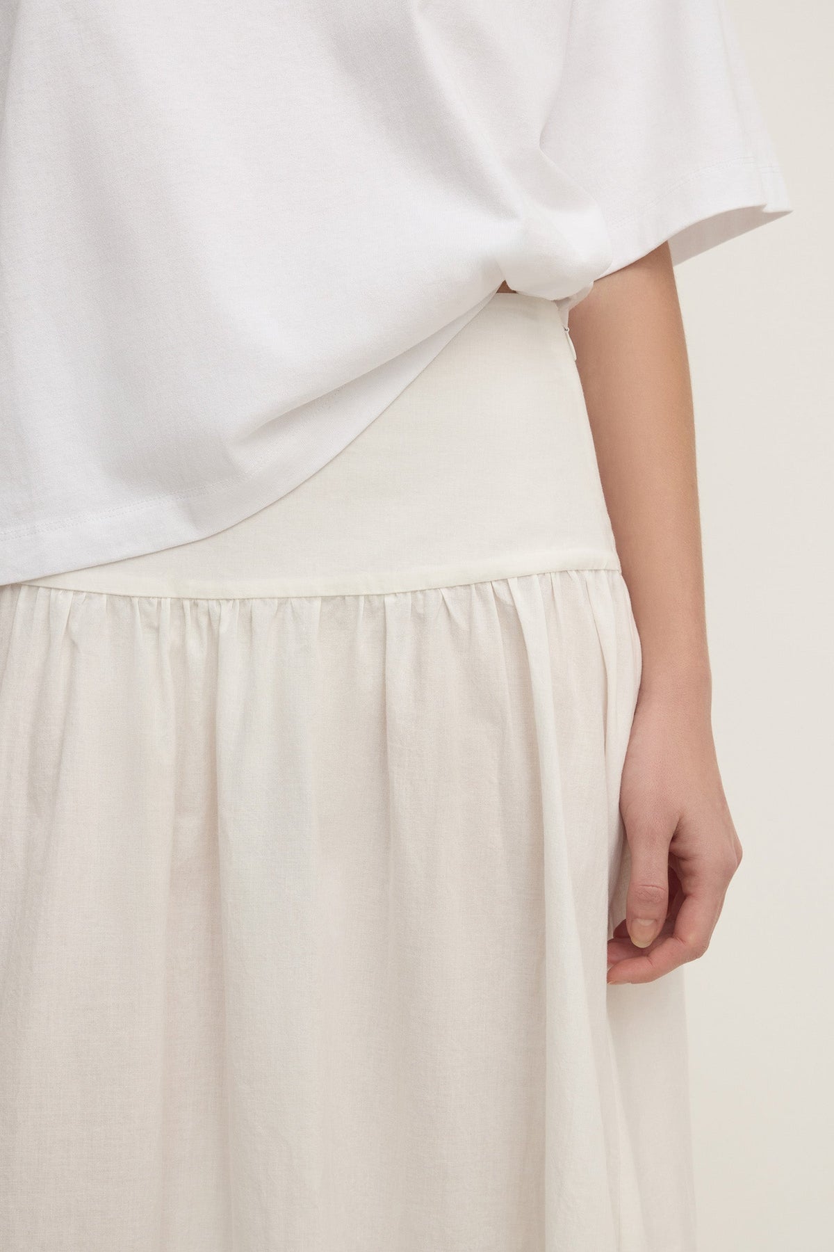 ASSEMBLY LABEL Sarah Cotton Maxi Skirt | White photo 5