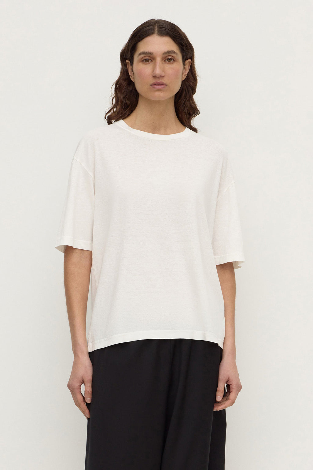 ASSEMBLY LABEL Kira Cotton Hemp Tee | Antique White photo 1